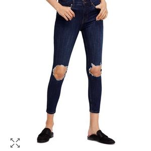 Free People Skinny Jeans / Ripped Free People Jean